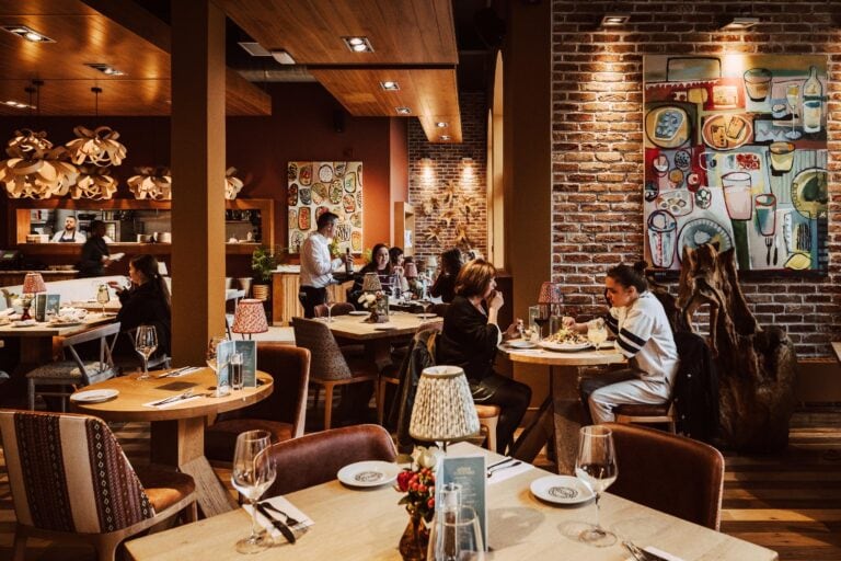 Mortons Kitchen, Bar & Deli — official venue photograph
