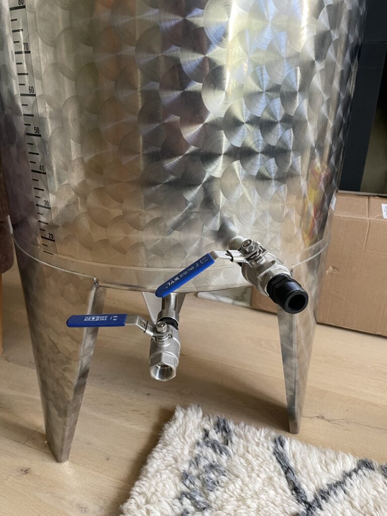 Speidel F01 220-litre tank