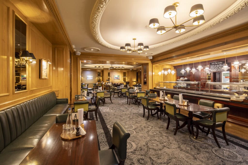 Royal Automobile Club — Pall Mall